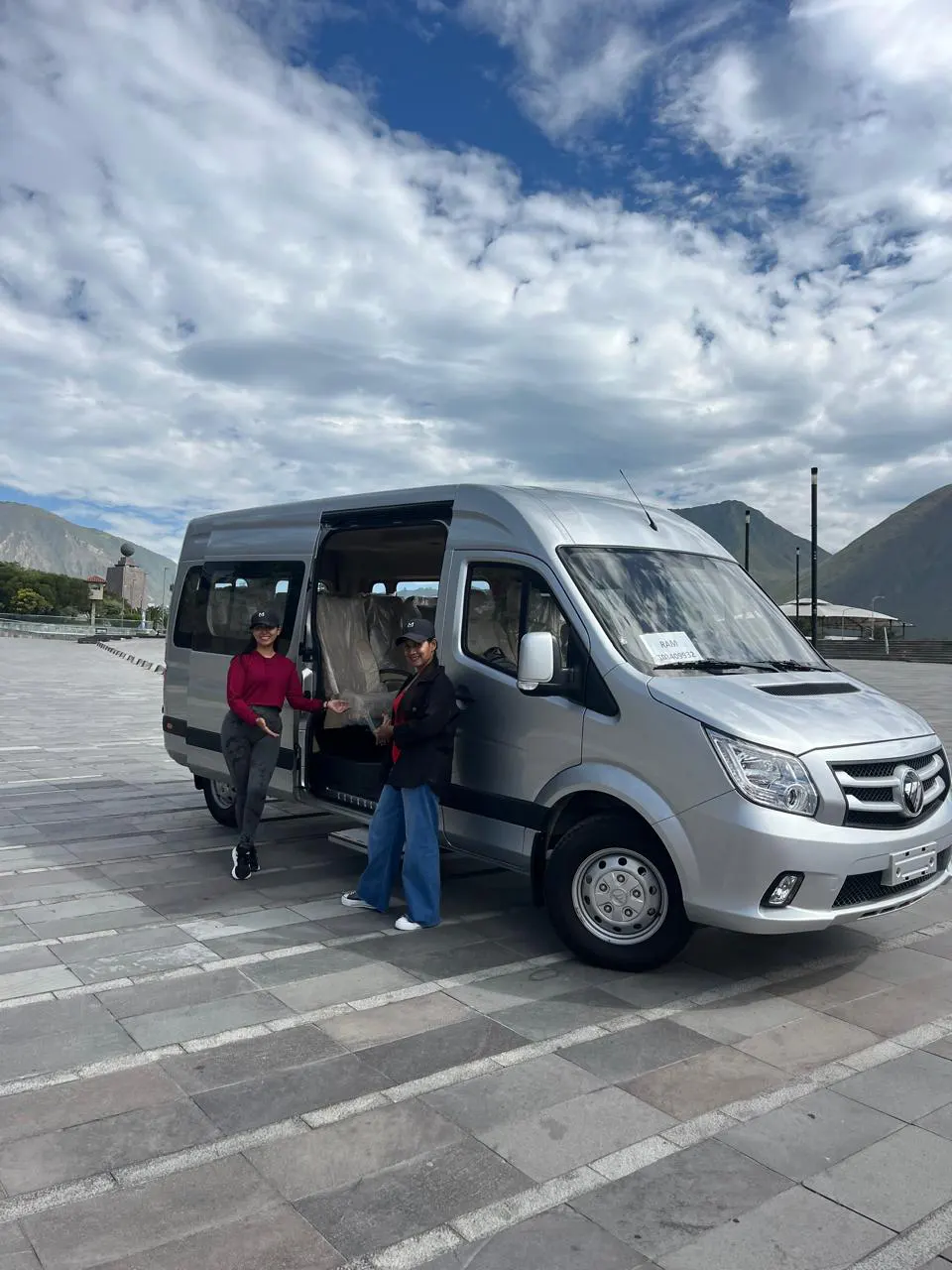 Local guides supporting private tours in Ecuador